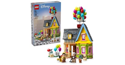 LEGO Disney and Pixar Up House Set