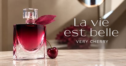 Social Lancome La vie est belle Very Cherry
