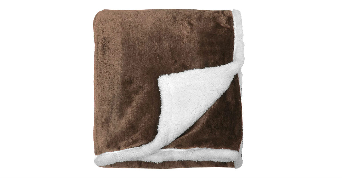 Save 65% on Sherpa Blankets ONLY $17.84 (Reg. $51)