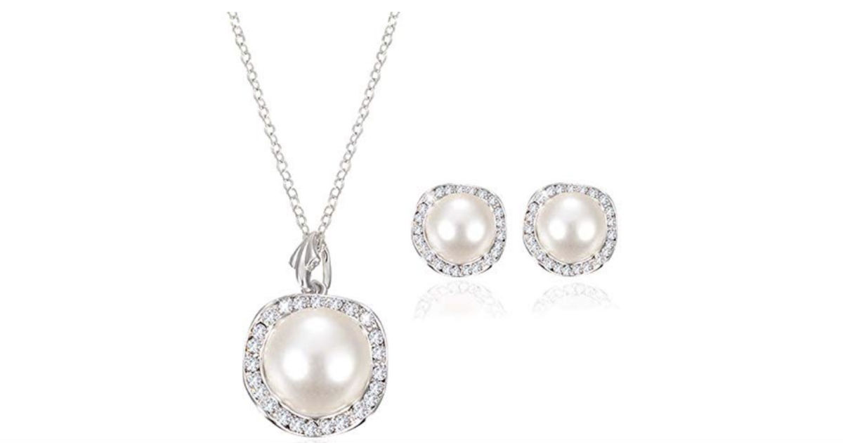 Rhinestone Foux Pearl Necklace Jewelry Set ONLY $2.99 Shipped