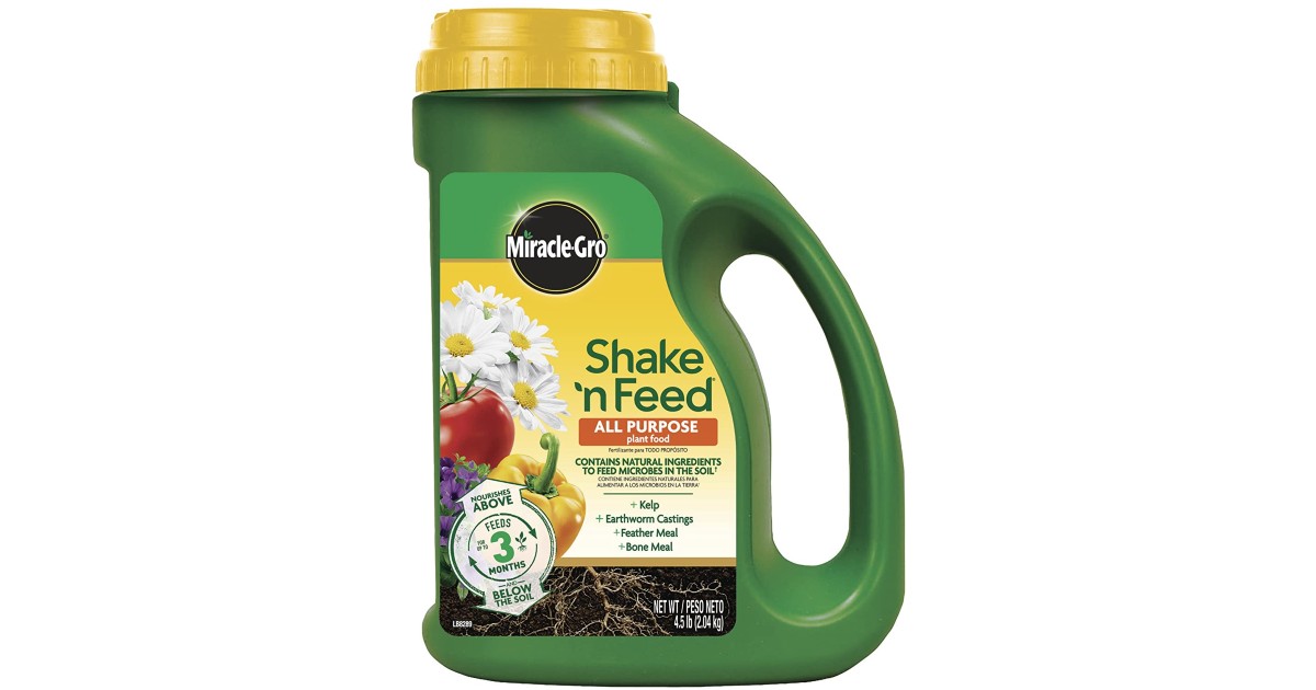 Miracle-Gro Shake 'N Feed ONLY $10.48 (Reg. $20)