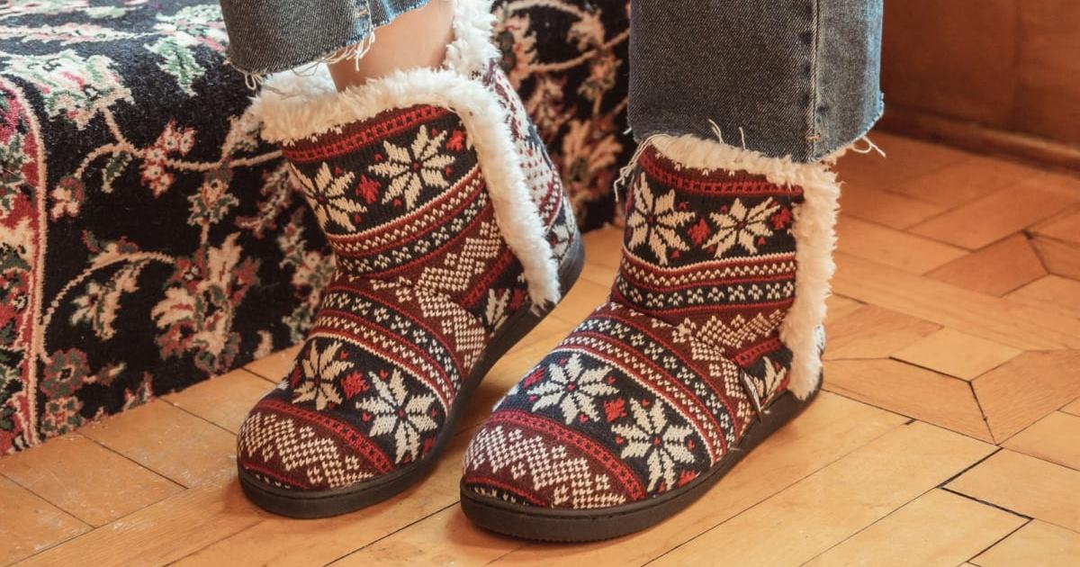MUK LUKS Women's Cheyenne Slippers 