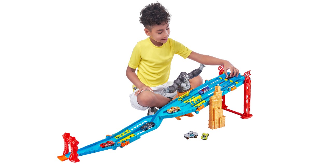 Kids Track Set with 5 Bonus Ca...