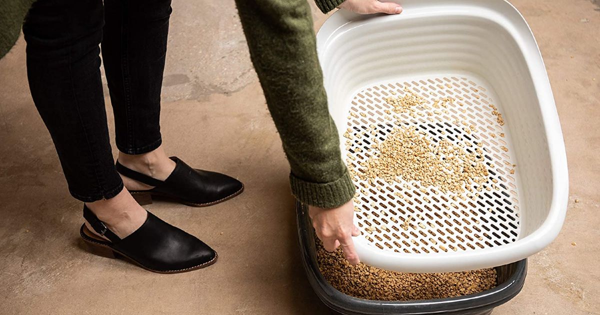 Pet Mate Arm & Hammer Sifting Litter Pan ONLY $9 (Reg. $30)