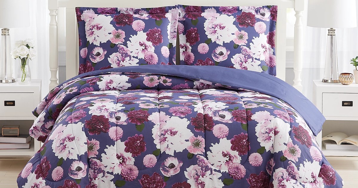 Bloomy Reversible 3-Pc Comforter Set