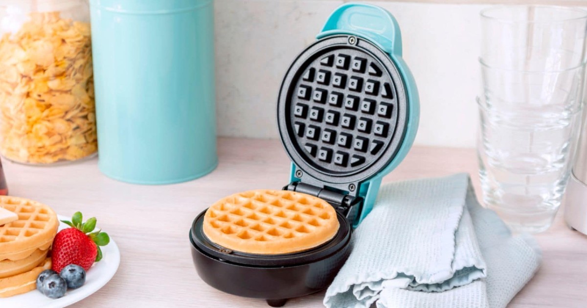 Bella Mini Waffle Maker ONLY 6.49 (Reg 13) Daily Deals & Coupons