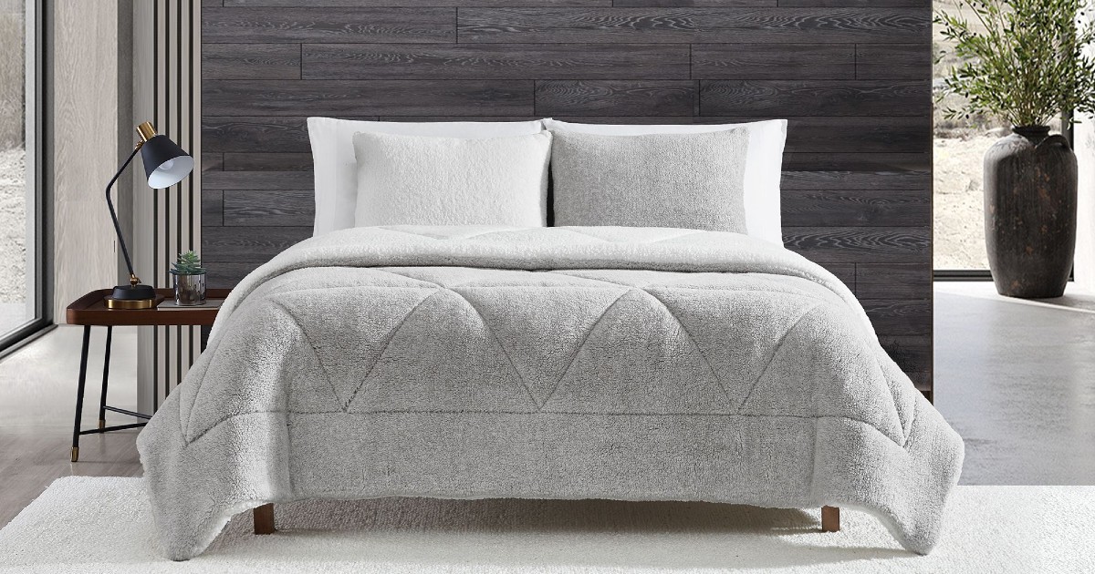 UGG Classic Sherpa Comforter Set