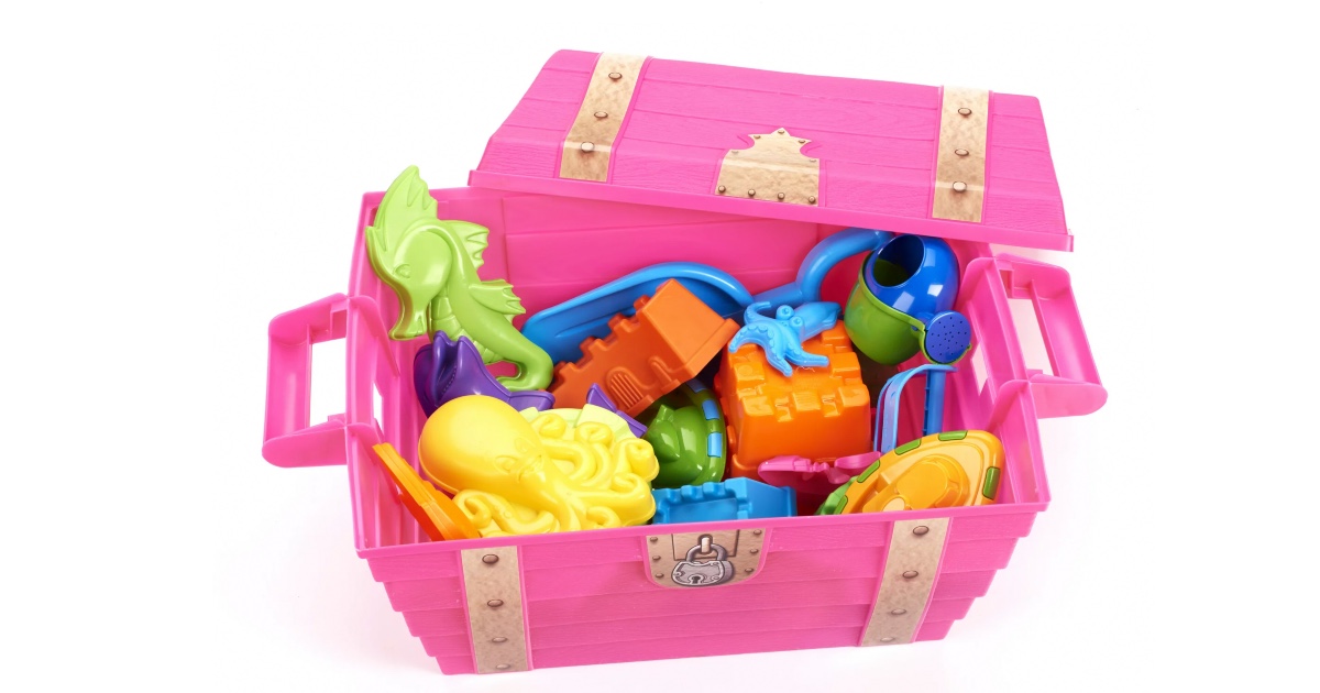 Treasure Chest and 20pc Sand Toys at Walmart