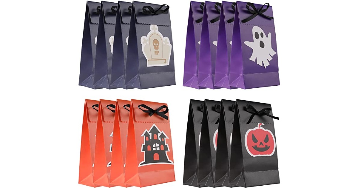 Halloween Treat Bags at Amazon