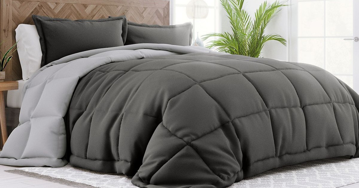 Home Collection Reversible Comforter Set