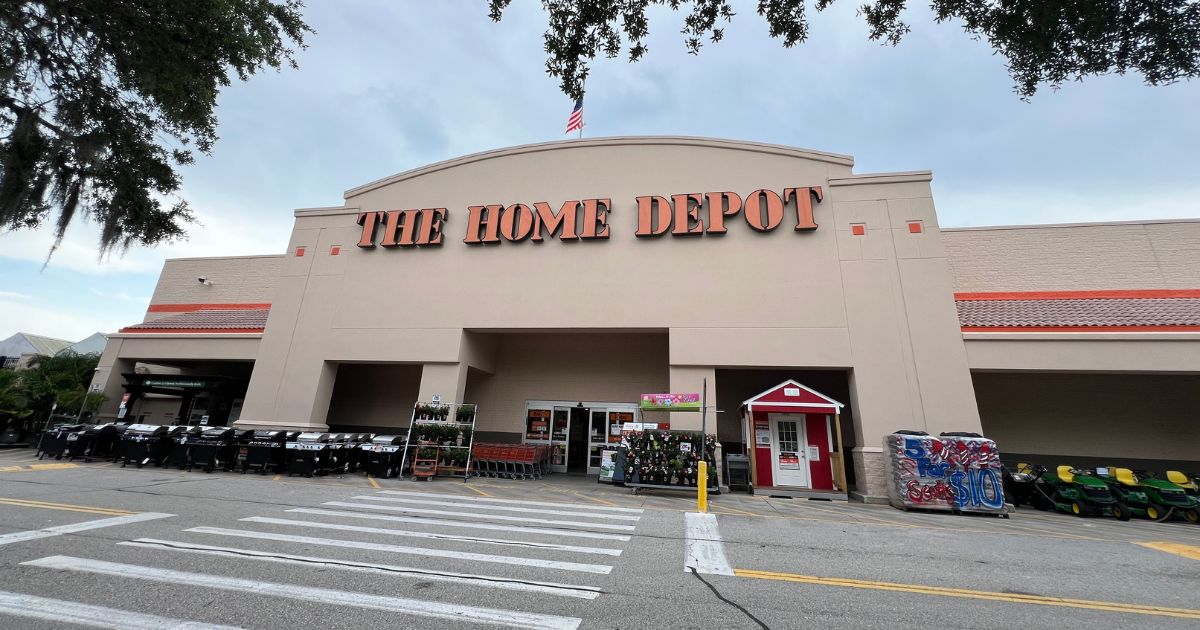 1.5 cu Bagged Brown Wood Mulch ONLY 2 (Reg 4) Daily Deals & Coupons