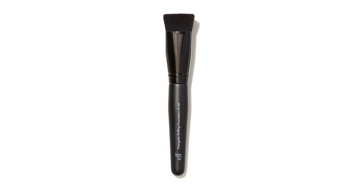 Social elf Cosmetics Triangular Buffing Brush