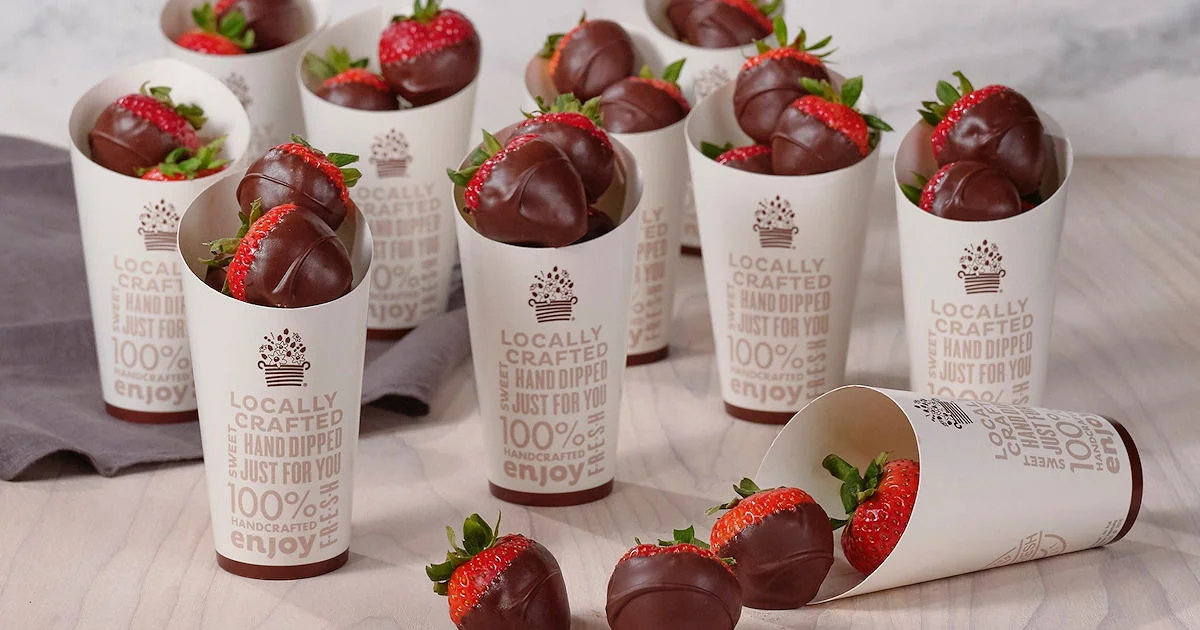 Edible Arrangements Dipped Fruit Cone