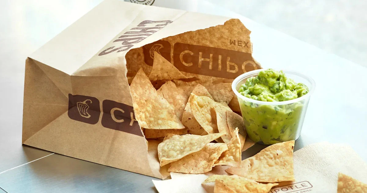 Chipotle Chips Guac or Queso Reward