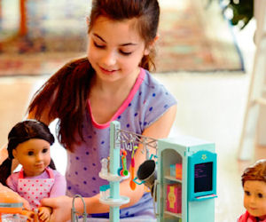 Free American Girl Gift At Toys R Us On 10 29 Free Stuff Freebies